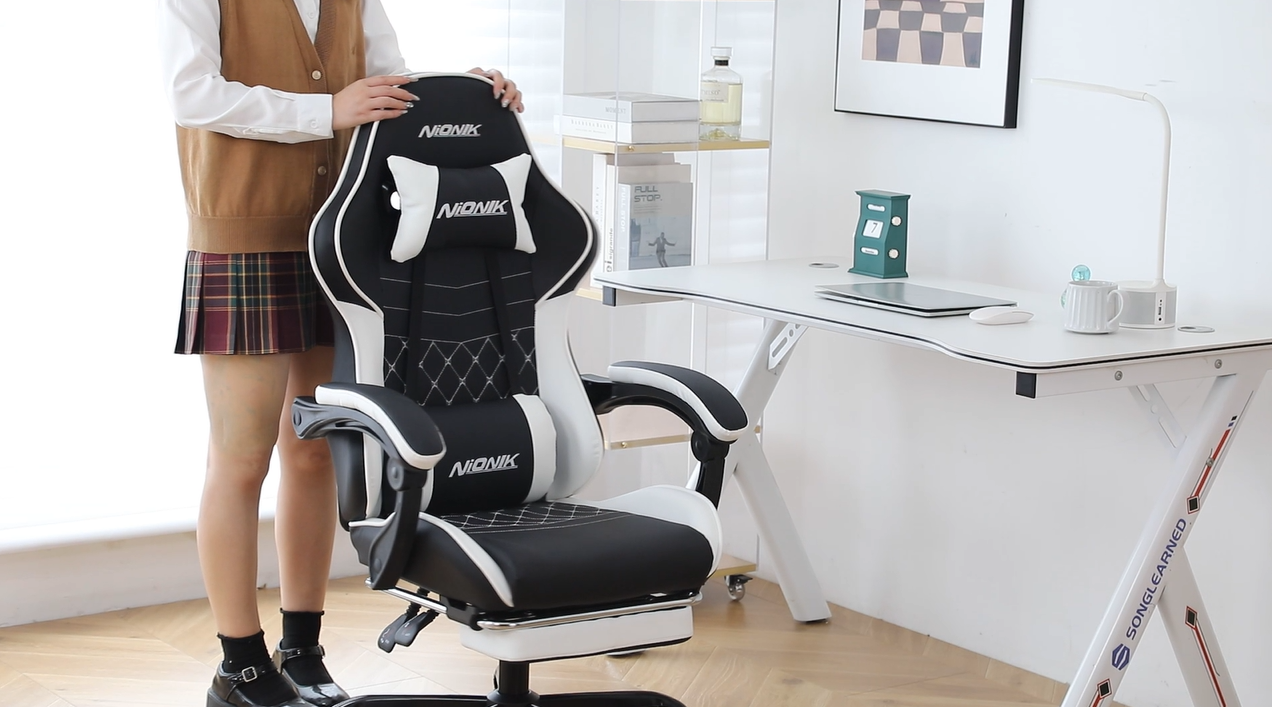 Amazon.co.jp: NIONIK ゲーミングチェア オットマン付き 幅広座面